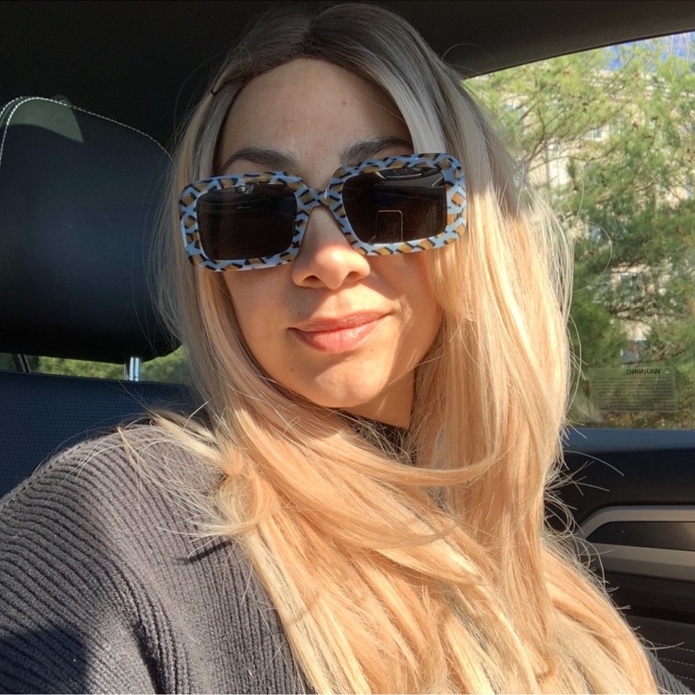 Like To Be Notified When I’m Live! - Picture 4 of 6